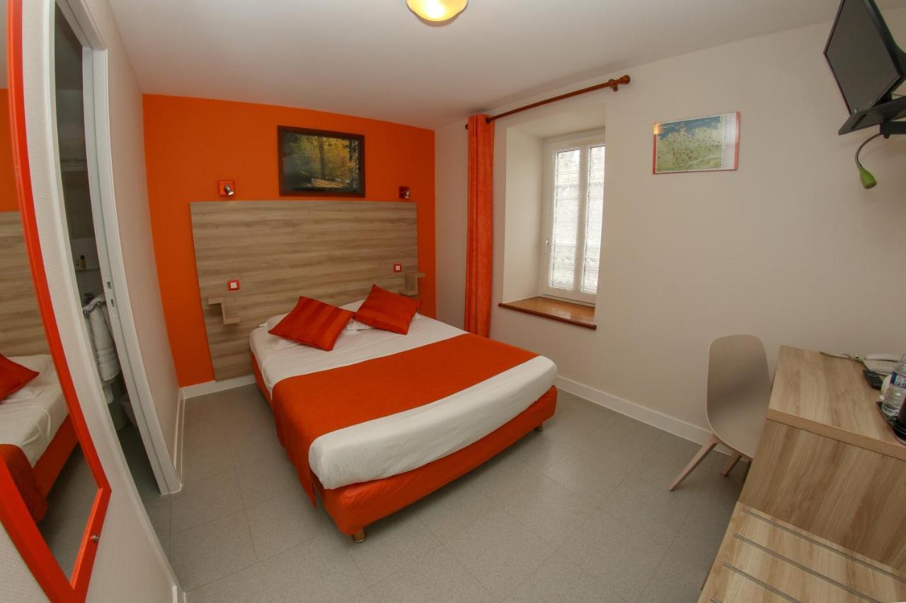 Hotel Du Cheval Blanc Saint-Pol-de-Léon Екстериор снимка